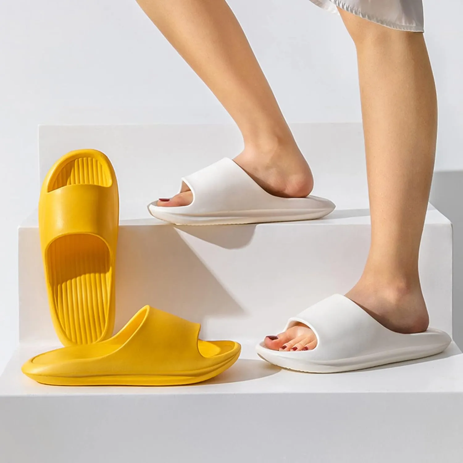 Bathroom Slippers Men Shower Shoes Women Cloud Slippers for Men Slides for Women Living Room Ultra Comfort Non Slip
