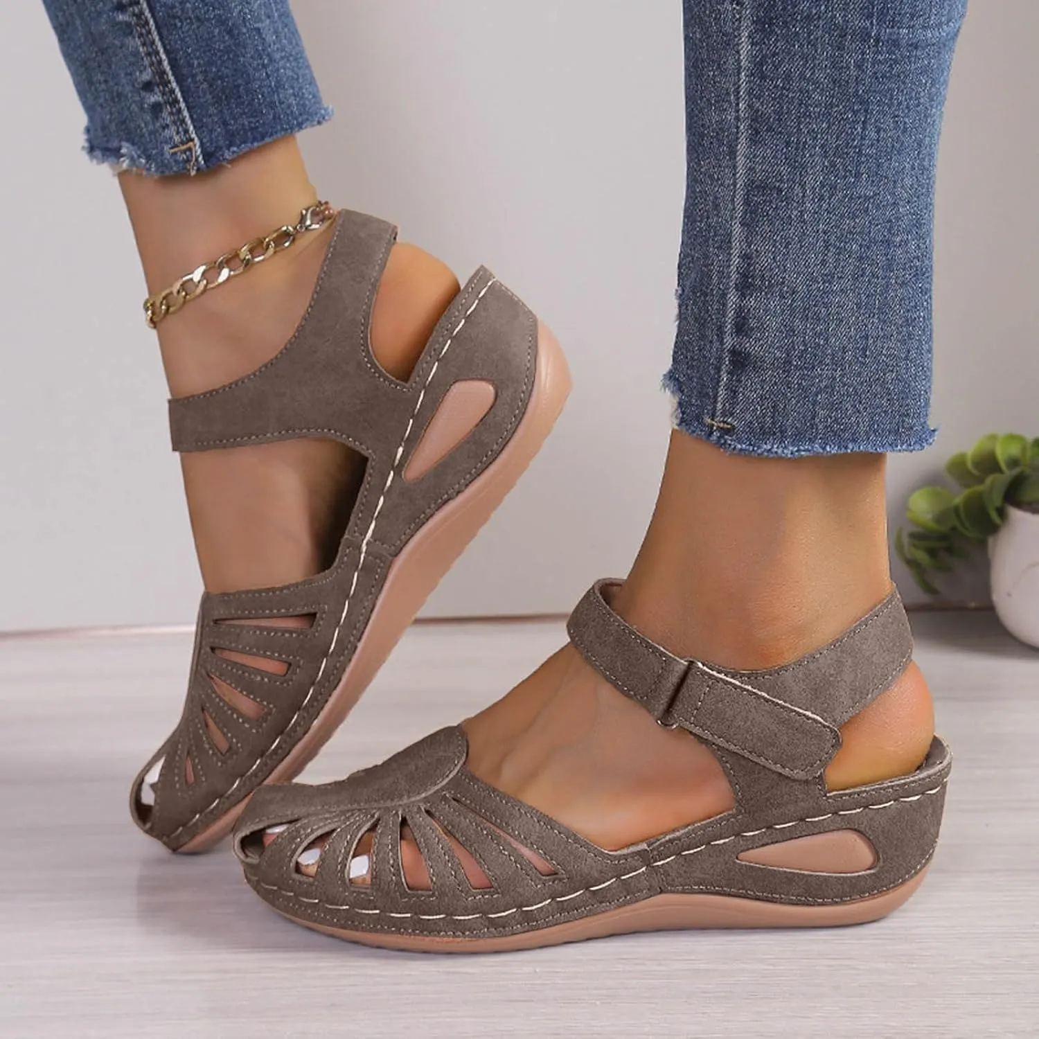 Eduavar Sandals for Women 2025 Dressy Wedge Sandals Closed Toe Platform Outdoor Ankle Strap Beach Walking Lightweight Shoes