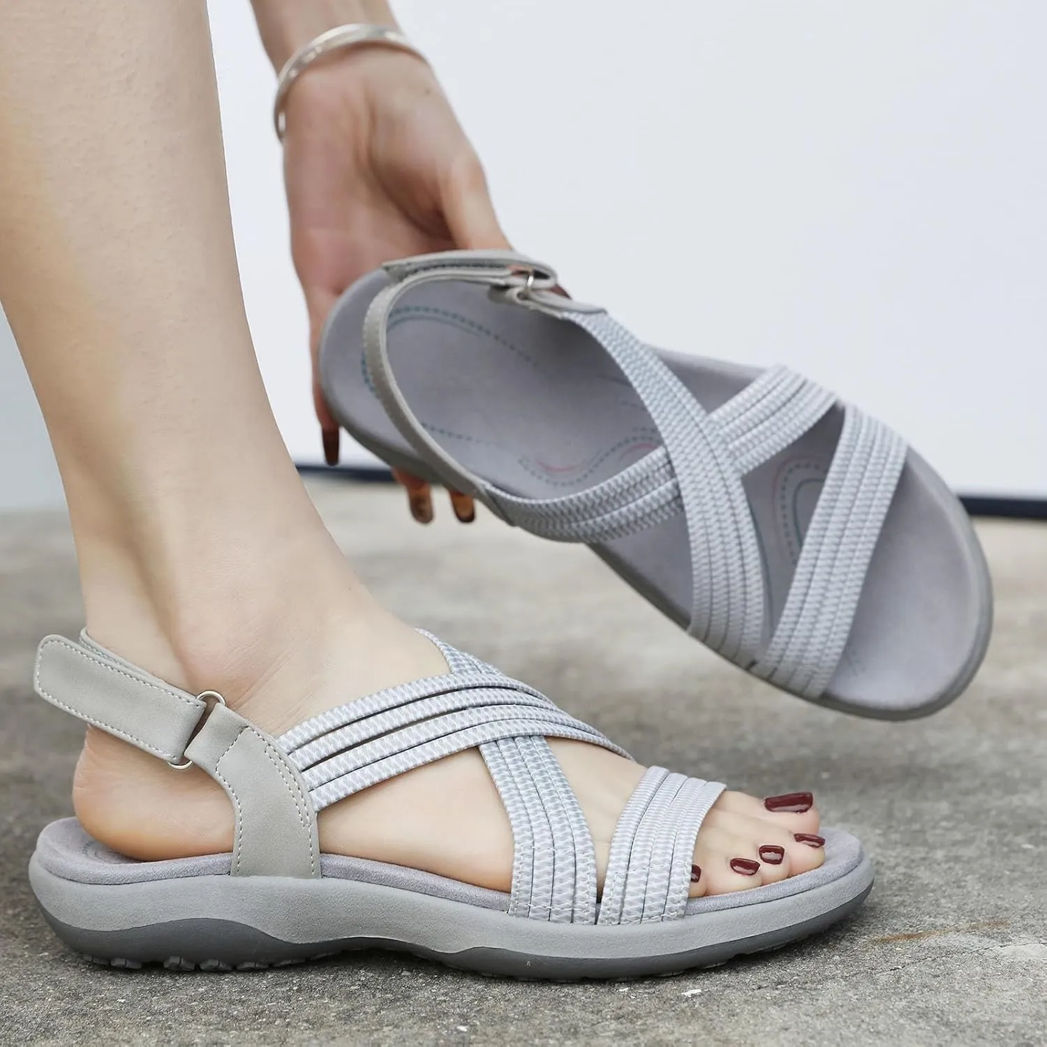 Eduavar Sandals for Women 2025 Flats Comfort Walking Beach Hiking Vacation Sandals with Arch Support Casual Summer Shoes