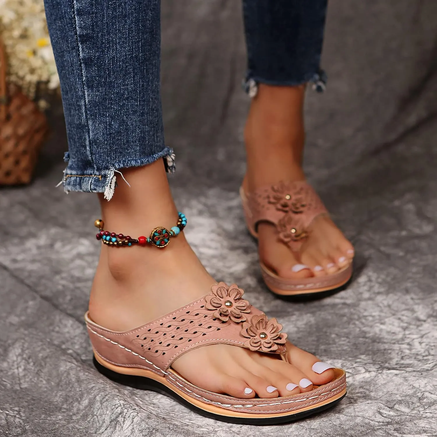 Eduavar Sandals for Women Dressy Summer, Orthopedic Sandals for Women Comfortable Open Toe Flip Flops Casual Beach Sandals