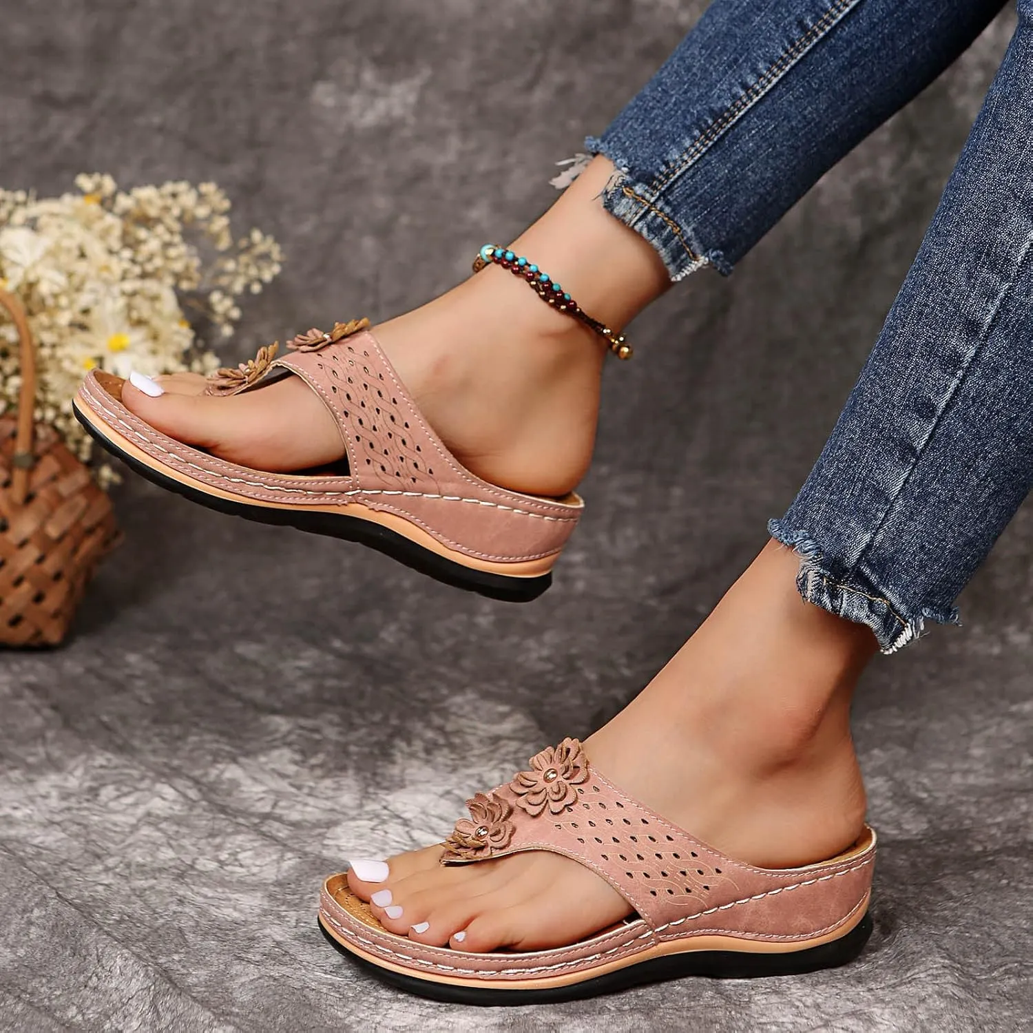 Eduavar Sandals for Women Dressy Summer, Orthopedic Sandals for Women Comfortable Open Toe Flip Flops Casual Beach Sandals