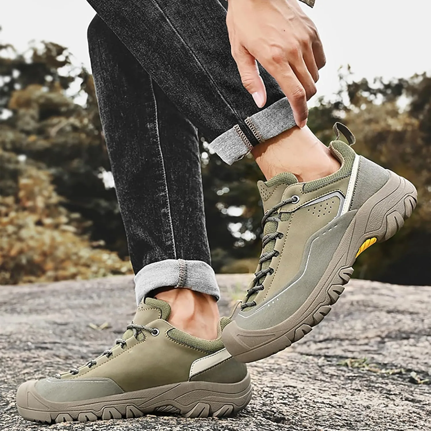Men's Genuine Leather Waterproof Hiking Shoes Outdoor Lightweight Breathable Trekking Trails Shoes Casual Non-Slip Sneakers