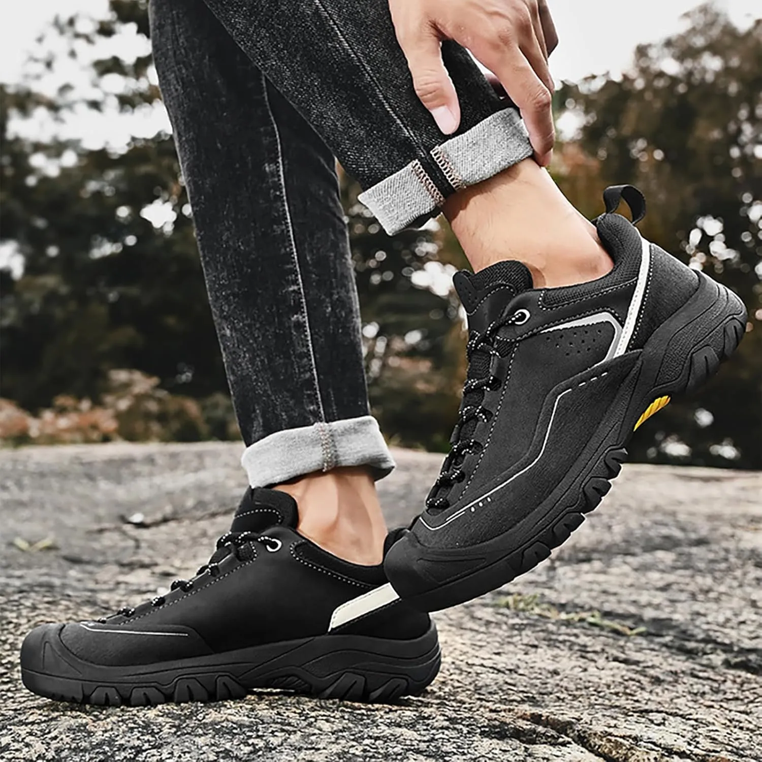 Men's Genuine Leather Waterproof Hiking Shoes Outdoor Lightweight Breathable Trekking Trails Shoes Casual Non-Slip Sneakers