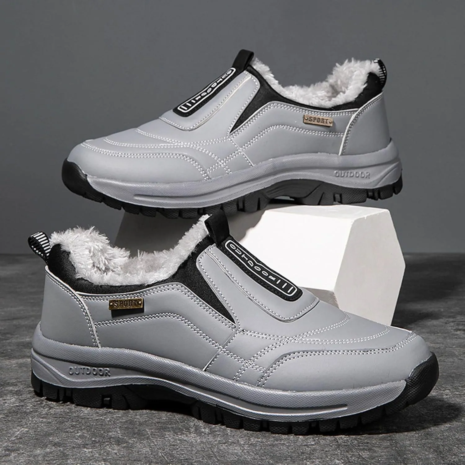 Men's Hiking Sneakers Breathable Sports Shoes Outdoor Climbing Footwear Slip-On Mountaineering Footwear for