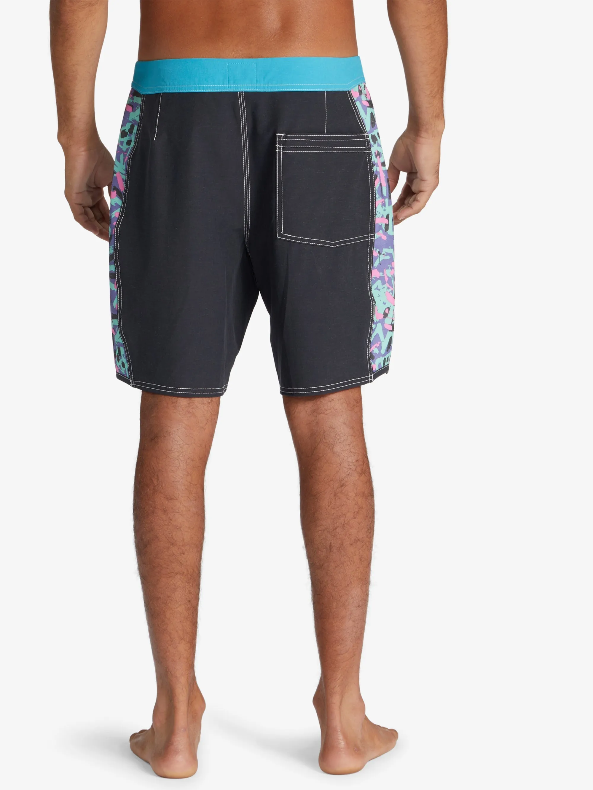 Mens Quiksilver x Stranger Things Original Arch 1986 18" Boardshorts