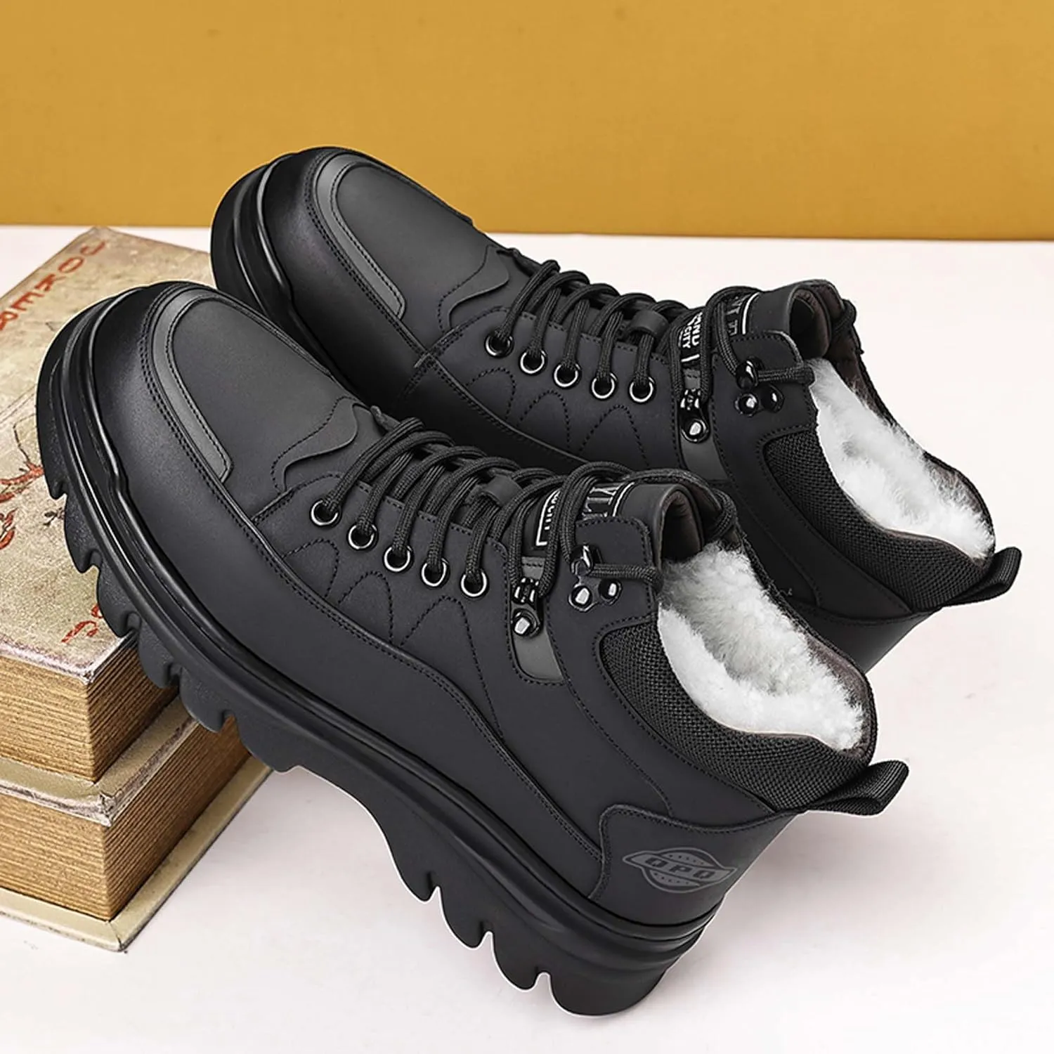 Men's Winter Leather Round Toe with Plush Hiking Boots, Waterproof and Non Slip Lined with Plush Snow Boots, Suitable for Outdoor Hiking