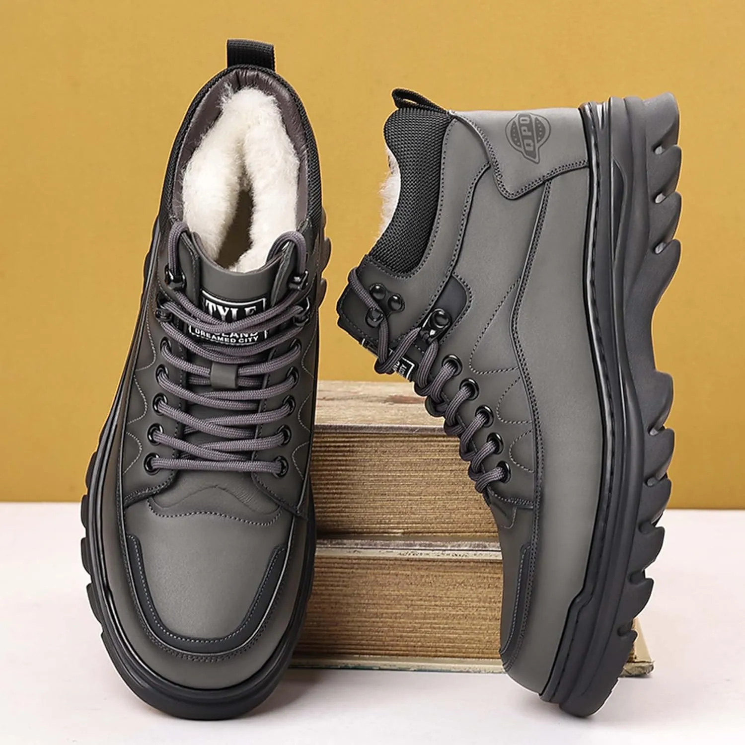 Men's Winter Leather Round Toe with Plush Hiking Boots, Waterproof and Non Slip Lined with Plush Snow Boots, Suitable for Outdoor Hiking