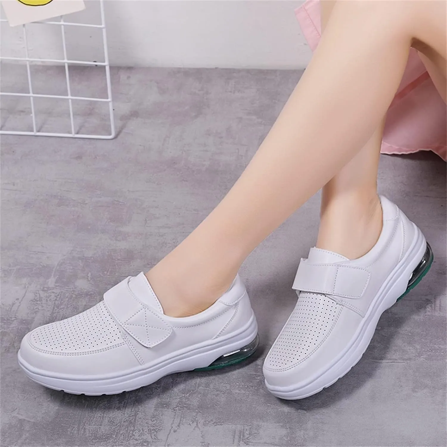 Nurse Shoes for Women Orthopedic Walking Sneakers Healthcare Nursing Shoes Lightweight Comfort for All-Day Wear Loafers Loafer Waterproof Work Sneakers 2025