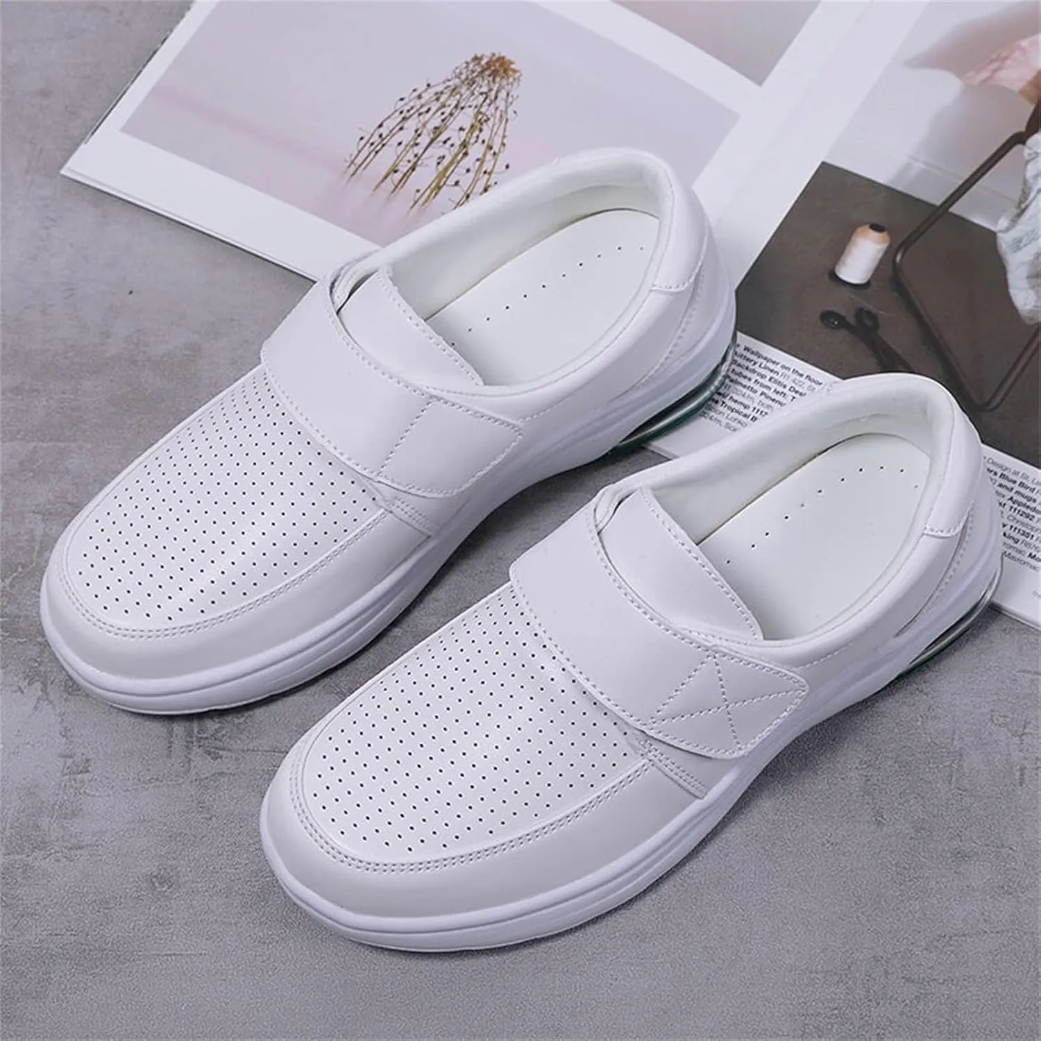 Nurse Shoes for Women Orthopedic Walking Sneakers Healthcare Nursing Shoes Lightweight Comfort for All-Day Wear Loafers Loafer Waterproof Work Sneakers 2025