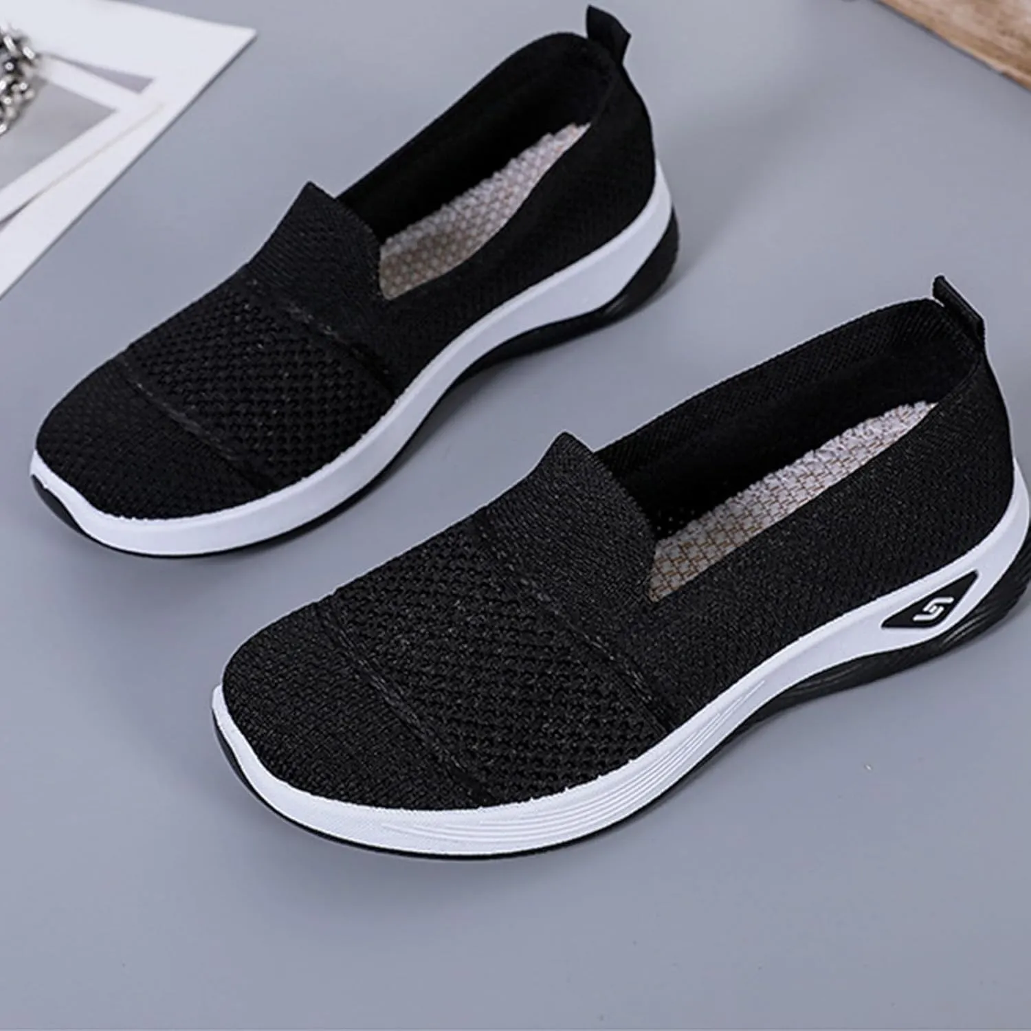 Orthopedic Shoes for Women Dressy Breathable Soft Shoes Arch Support Comfortable Breathable Walking Slip on Sneakers Lightweight Sneaker 2025
