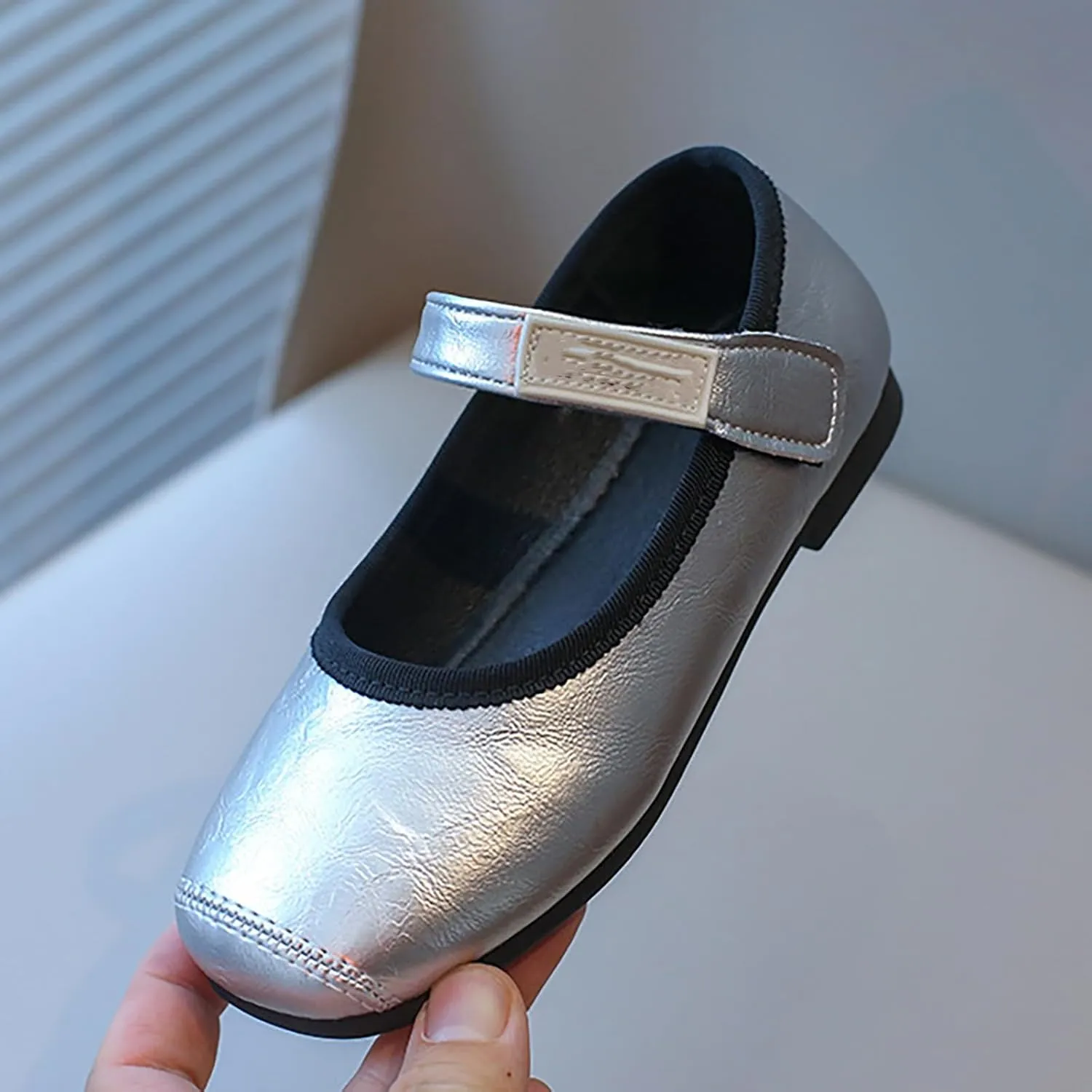 PU Leather Ballet Flat for Girls Wedding Part School niform Mary Jane Shoes Little Kid Baptism Plush House Slipper