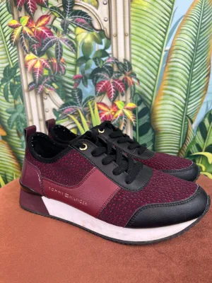 Tommy Hilfiger black/red sneakers