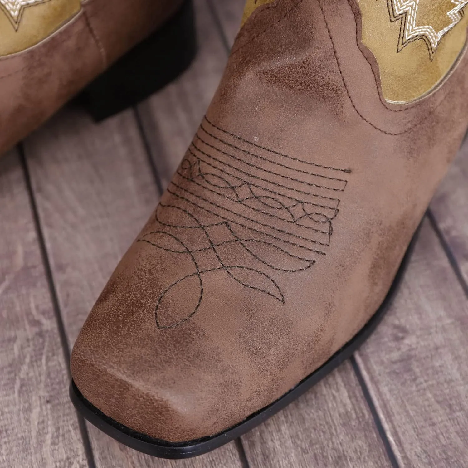 Women Western Cowgirl Mid Calf Booties Low Heel Cowboy Boots for Women Western Cowboy Boots Embroidered Cowgirl Boots